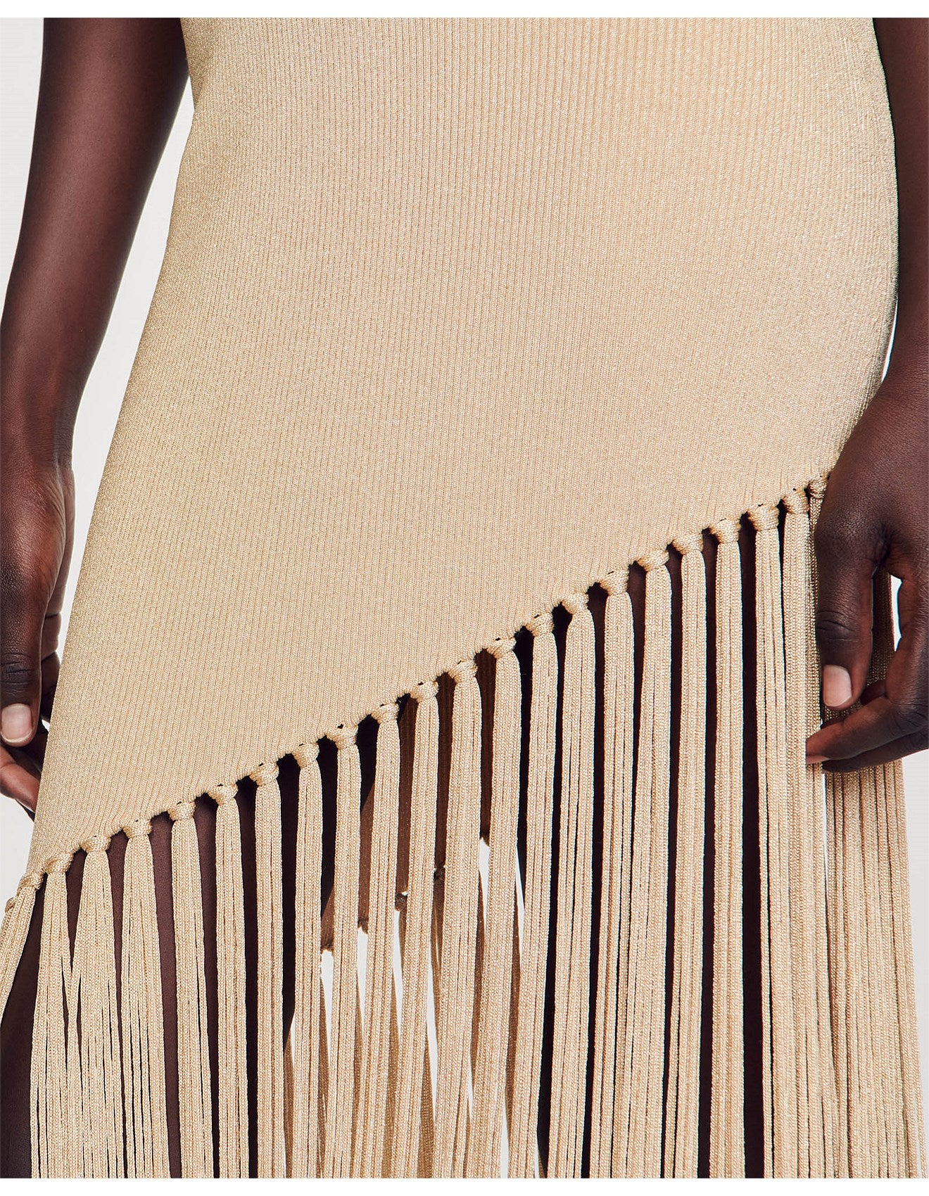 Vestido Doradal Flecos